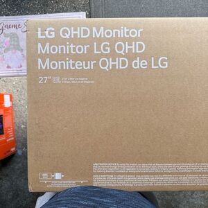 LG QHD Monitor - Brown Box Packaging
